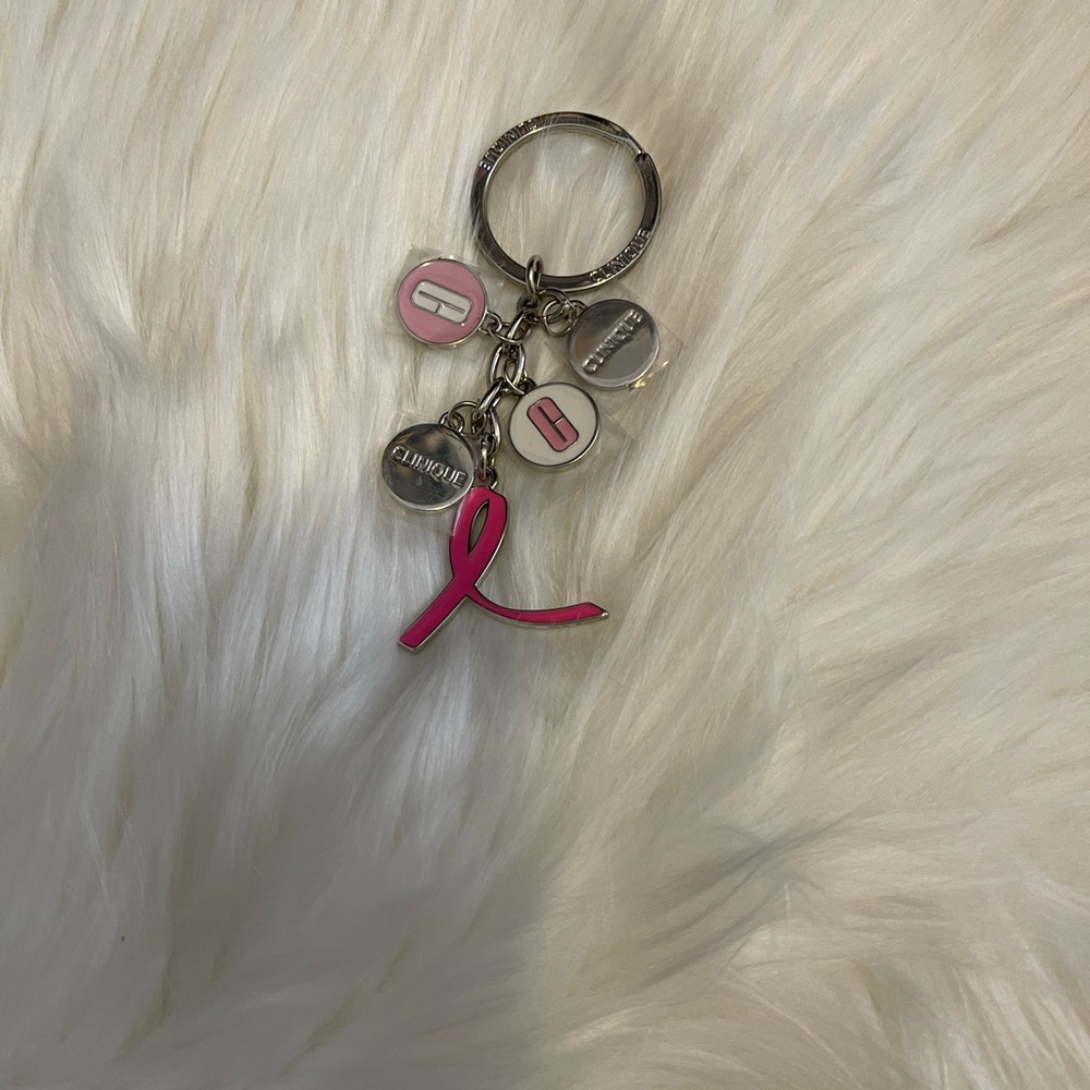 BN- CLINIQUE BreastCancer Awareness Charm Keychain